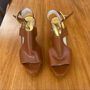 Michael Kors tan leather platform wedges
